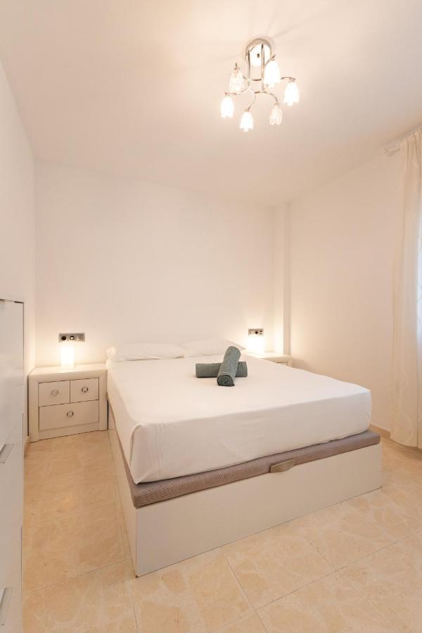 Charming 3 Bedroom Apartment At Triana Center By Oui סביליה מראה חיצוני תמונה