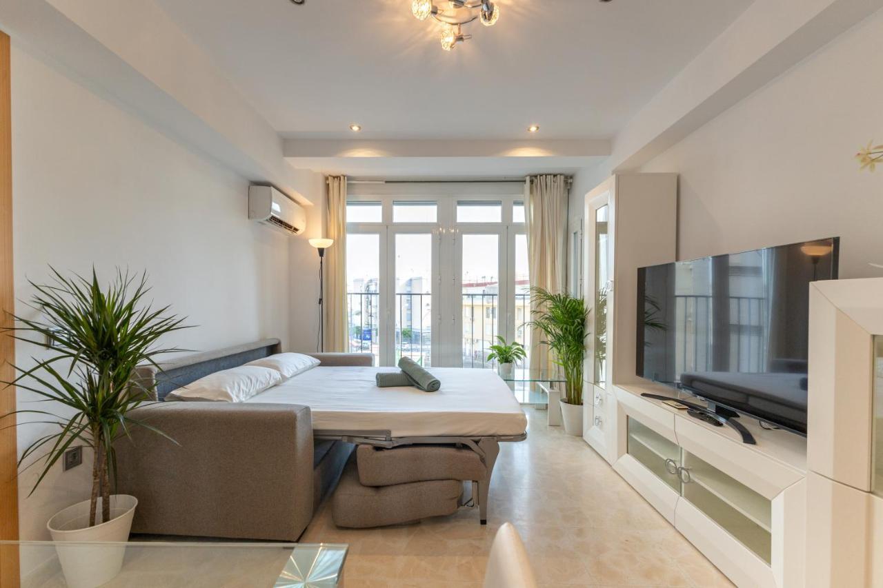 Charming 3 Bedroom Apartment At Triana Center By Oui סביליה מראה חיצוני תמונה