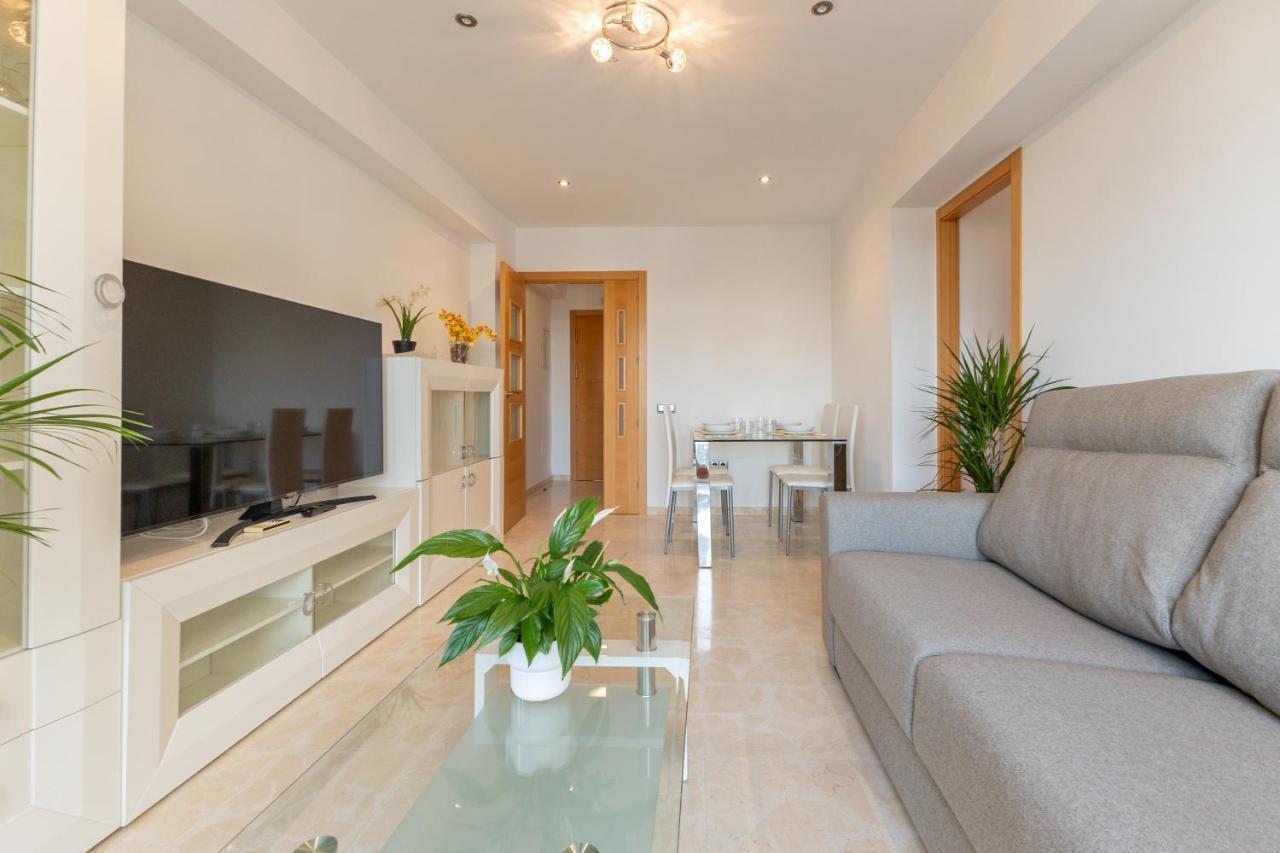 Charming 3 Bedroom Apartment At Triana Center By Oui סביליה מראה חיצוני תמונה