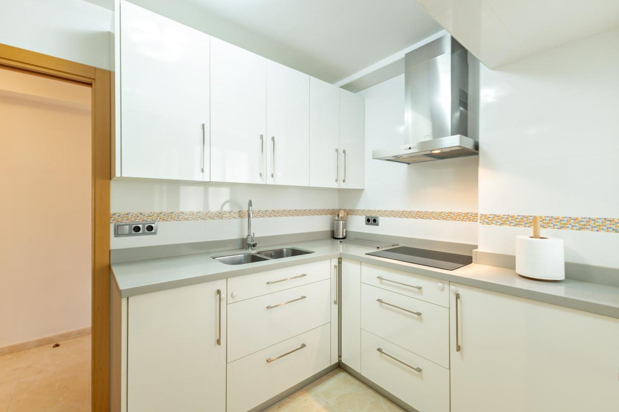 Charming 3 Bedroom Apartment At Triana Center By Oui סביליה מראה חיצוני תמונה