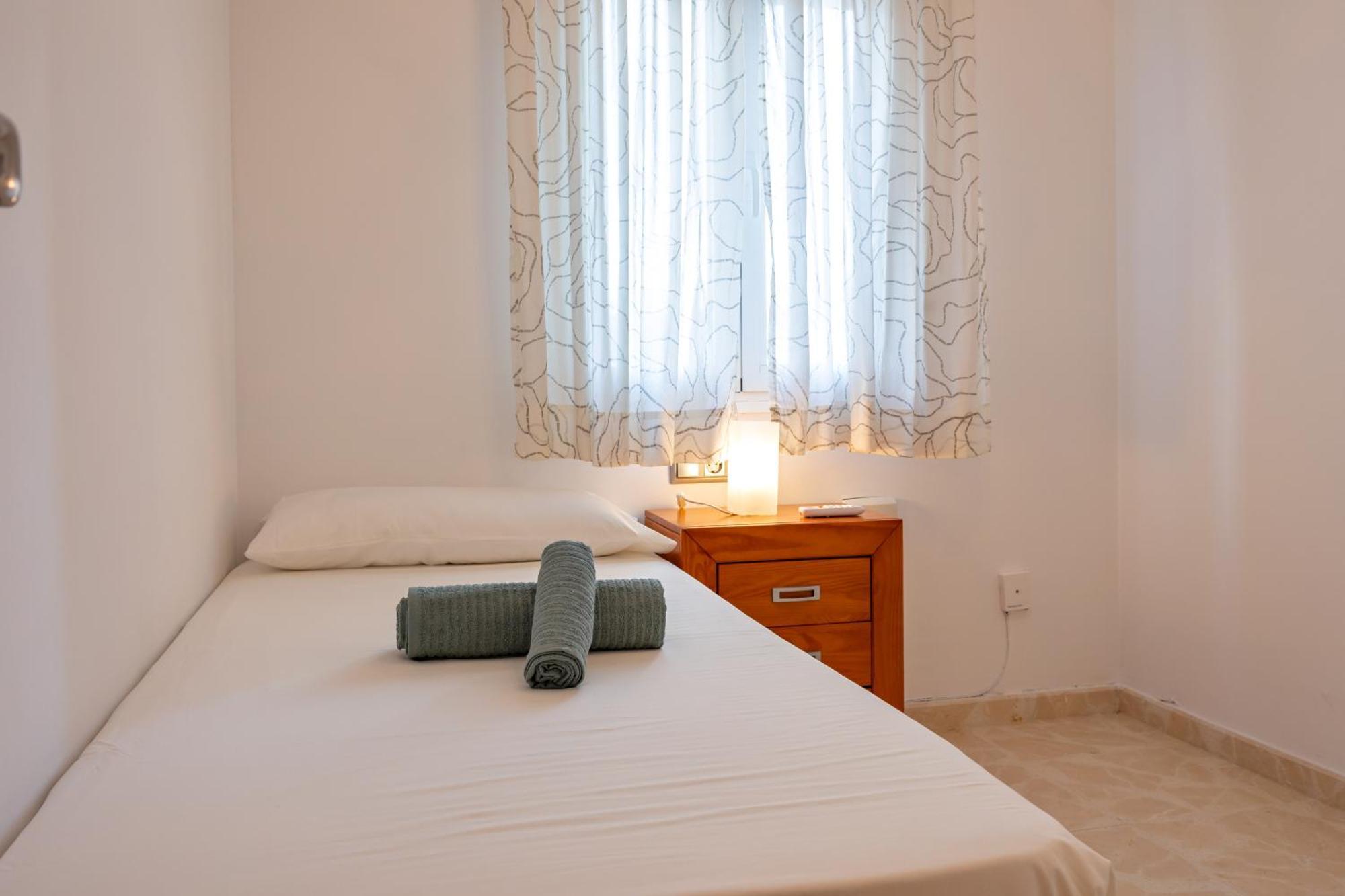 Charming 3 Bedroom Apartment At Triana Center By Oui סביליה מראה חיצוני תמונה